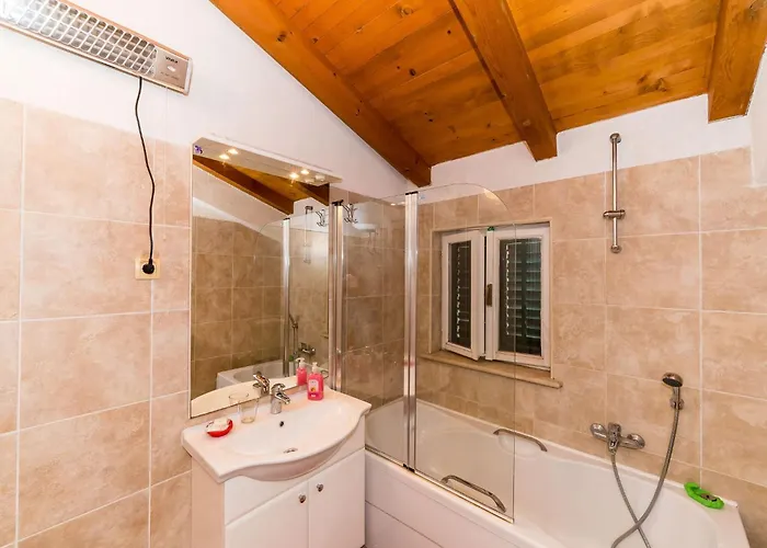 Διαμέρισμα Casa Vanna - Two-bedroom With Terrace And Sea View *