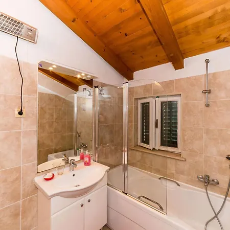 Apartman Casa Vanna - Two-bedroom With Terrace And Sea View *